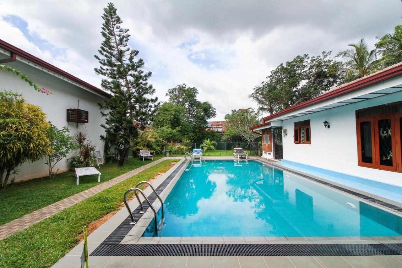 Lioni Holidays Villa Negombo Kültér fotó